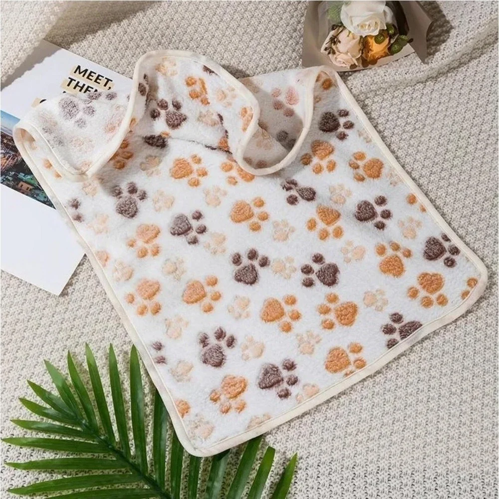 Soft White Dog & Puppy Blanket for Couch Durable Size 23x15‎